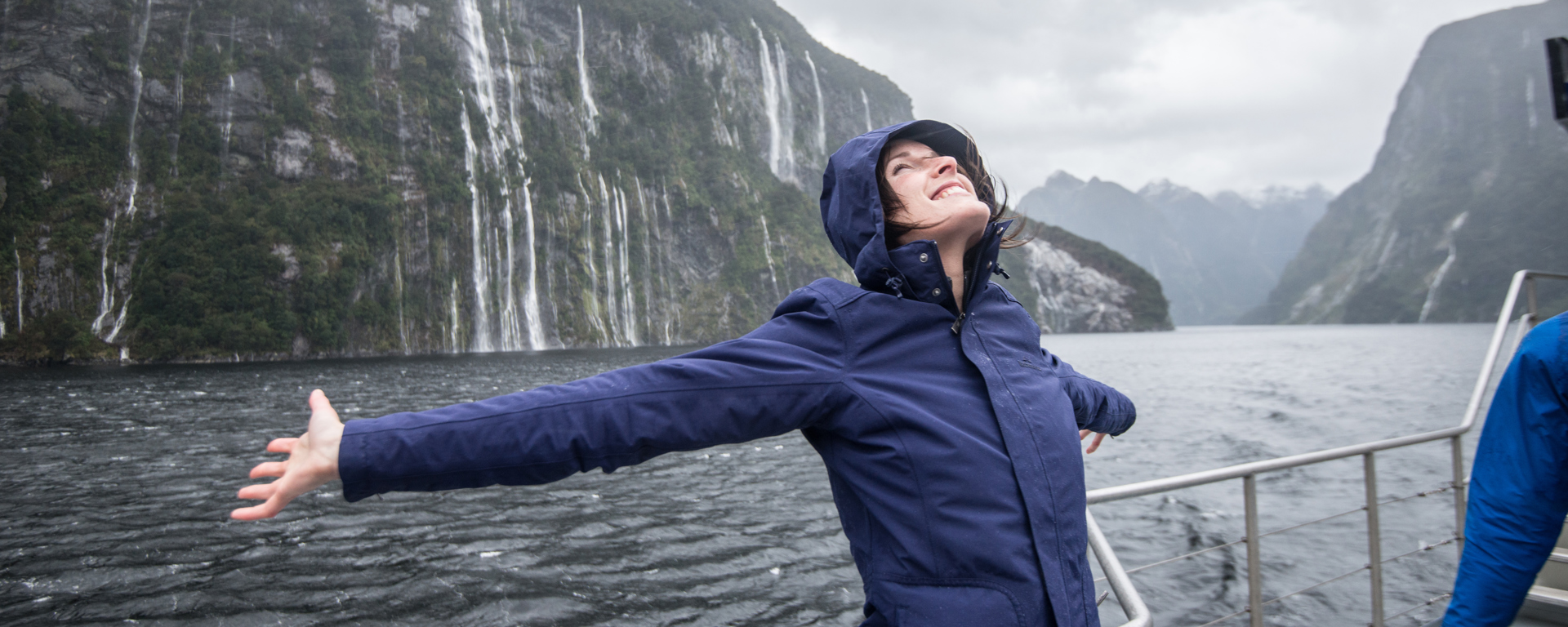 Wilderness cruise through Doubtful Sound