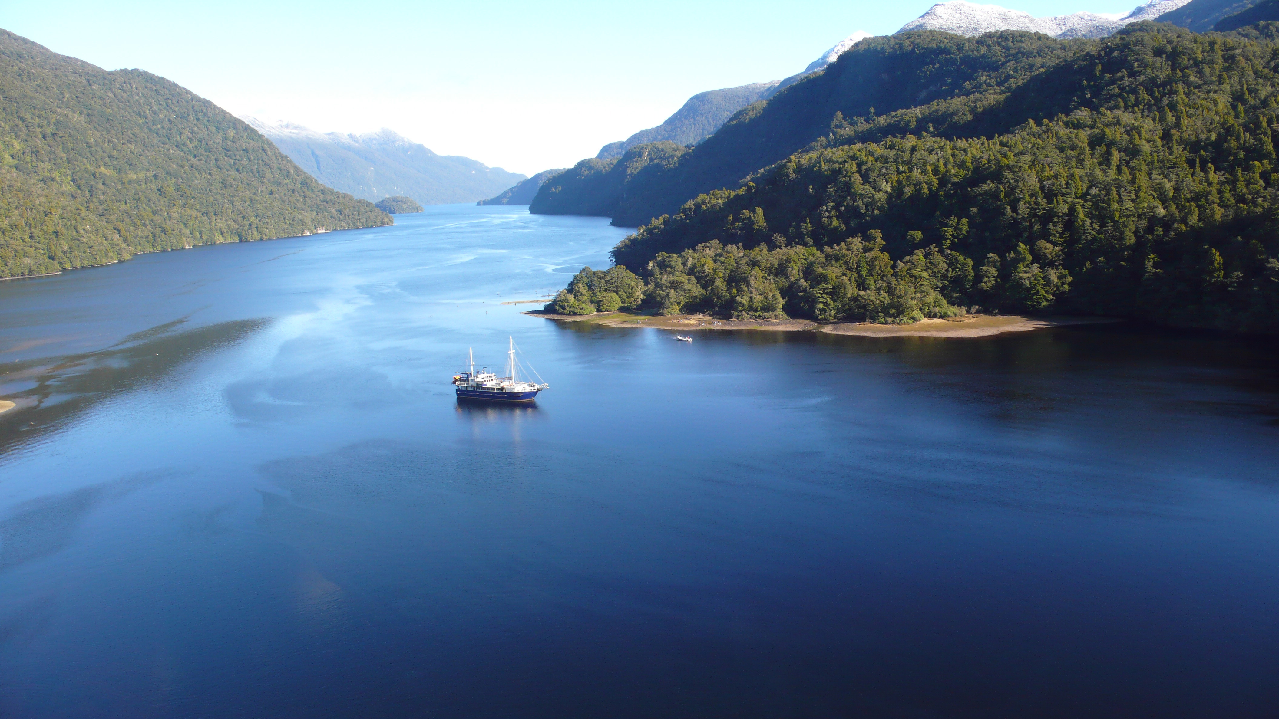 Milford Wander cruising through remote Fiordland on multi-day expedition 